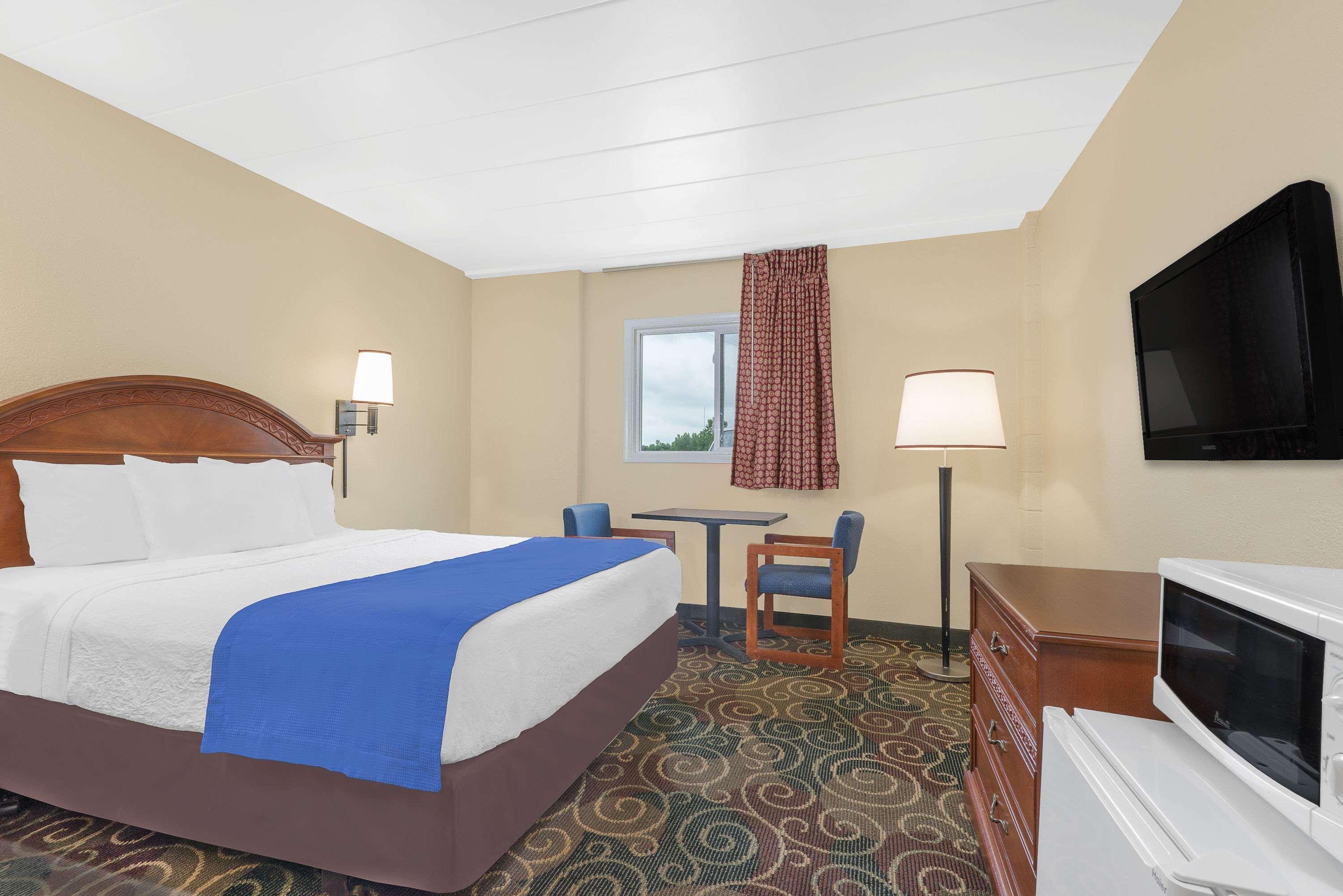 Travelodge Lima Luaran gambar