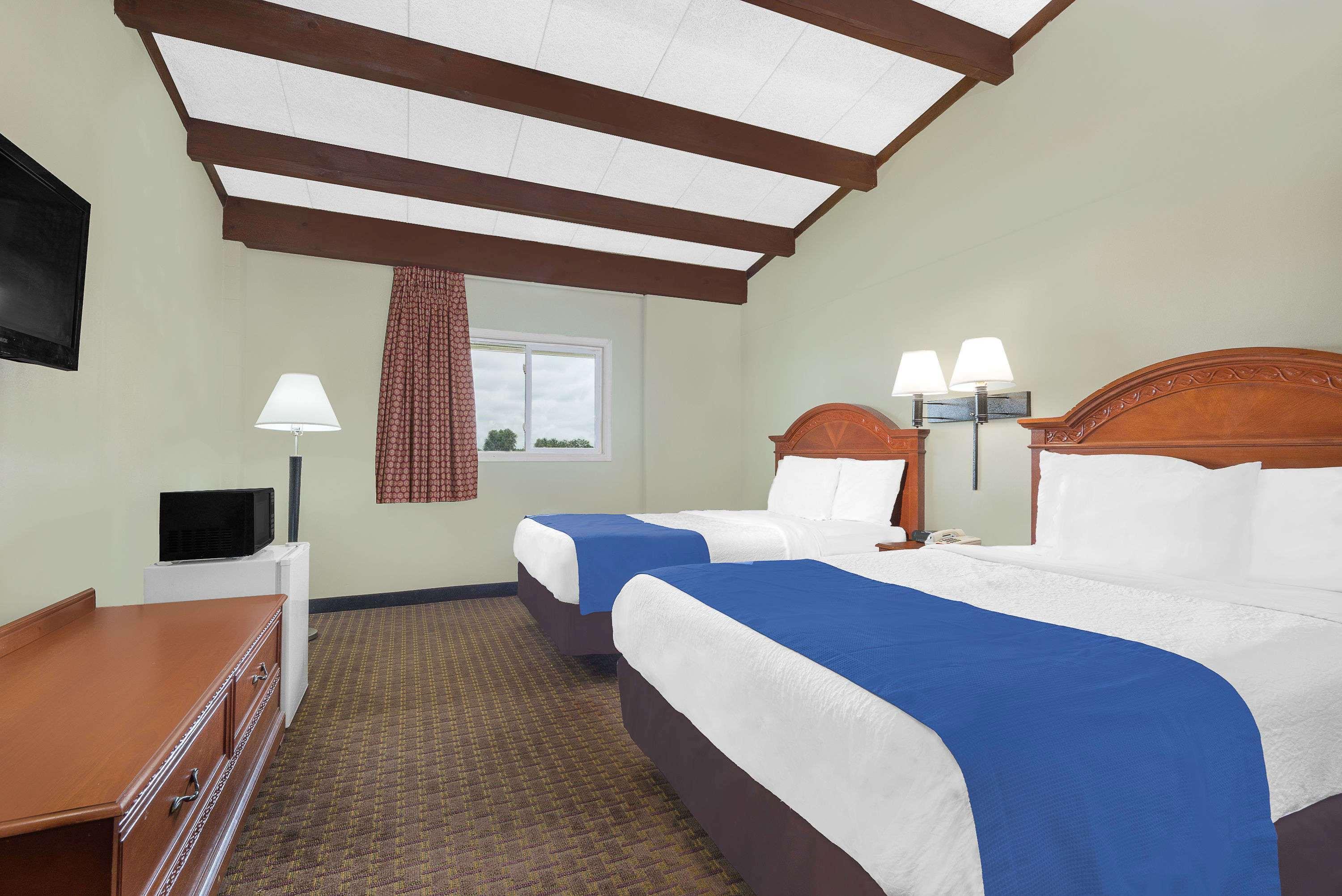 Travelodge Lima Luaran gambar
